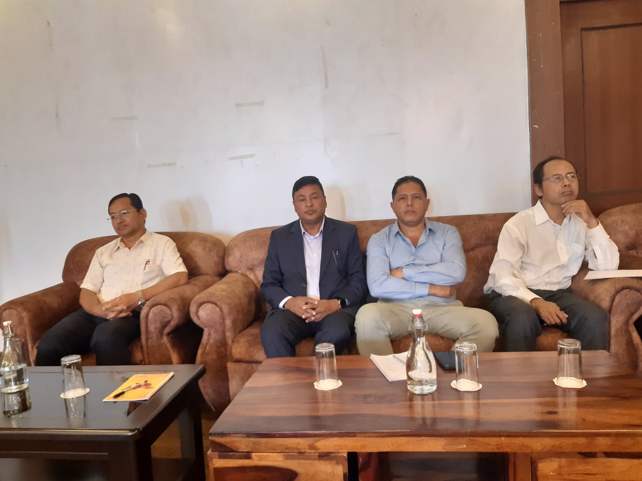 होटल संचालक र कर्मचारीलाई एआई सम्वन्धि अभिमुखिकरण